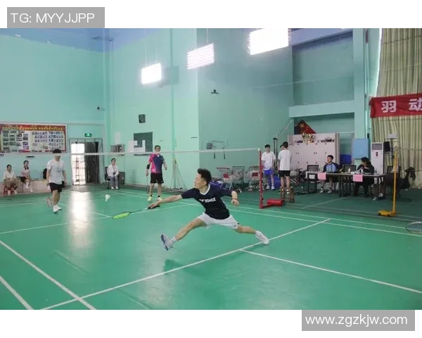 武汉羽毛球队灵活性探讨：如何提升竞技水平与团队协作能力