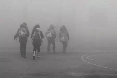 威尼斯网大秦之声：我们的门生课堂能装置氛围净扮装备吗？